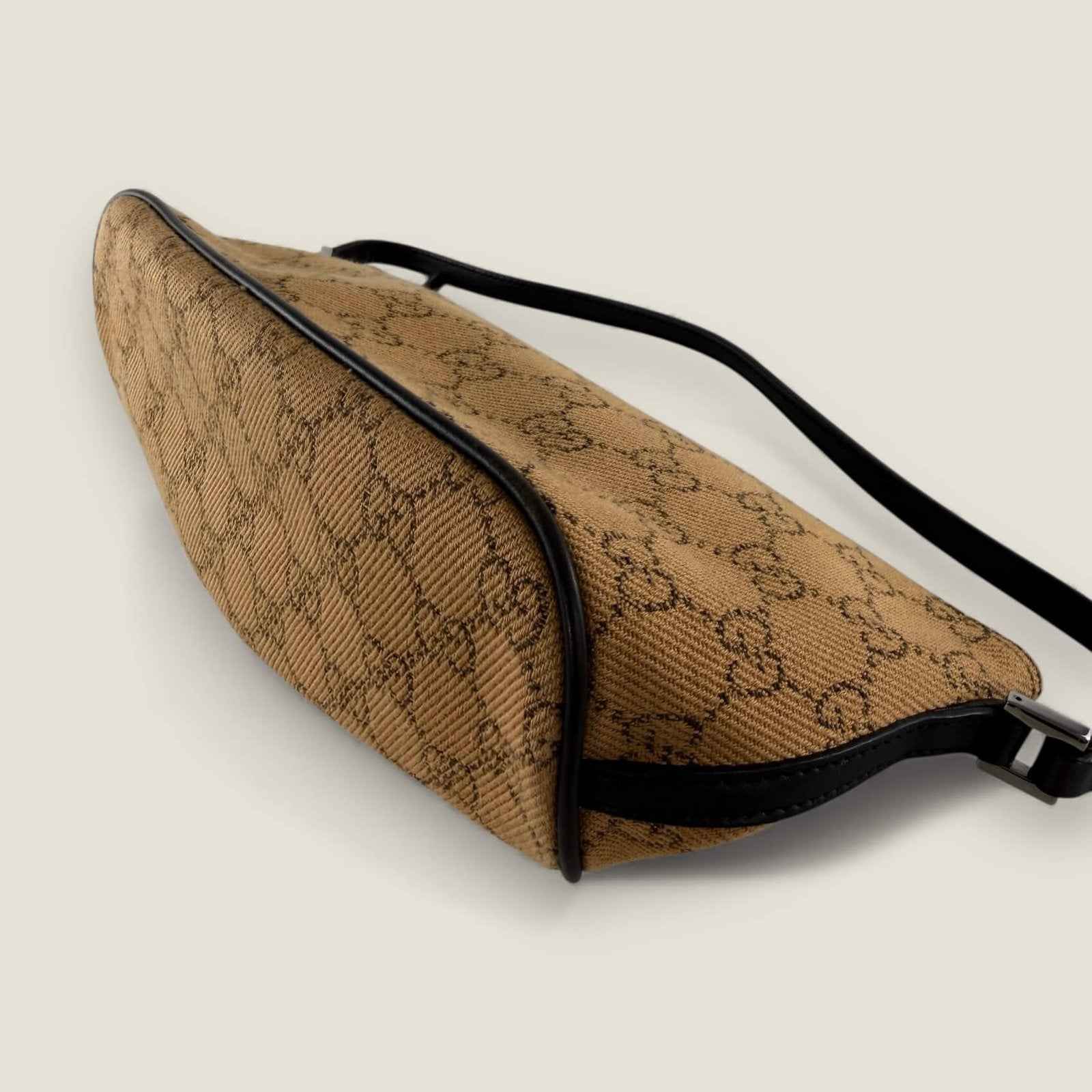 Gucci gg supreme boat bag luxury designer bag