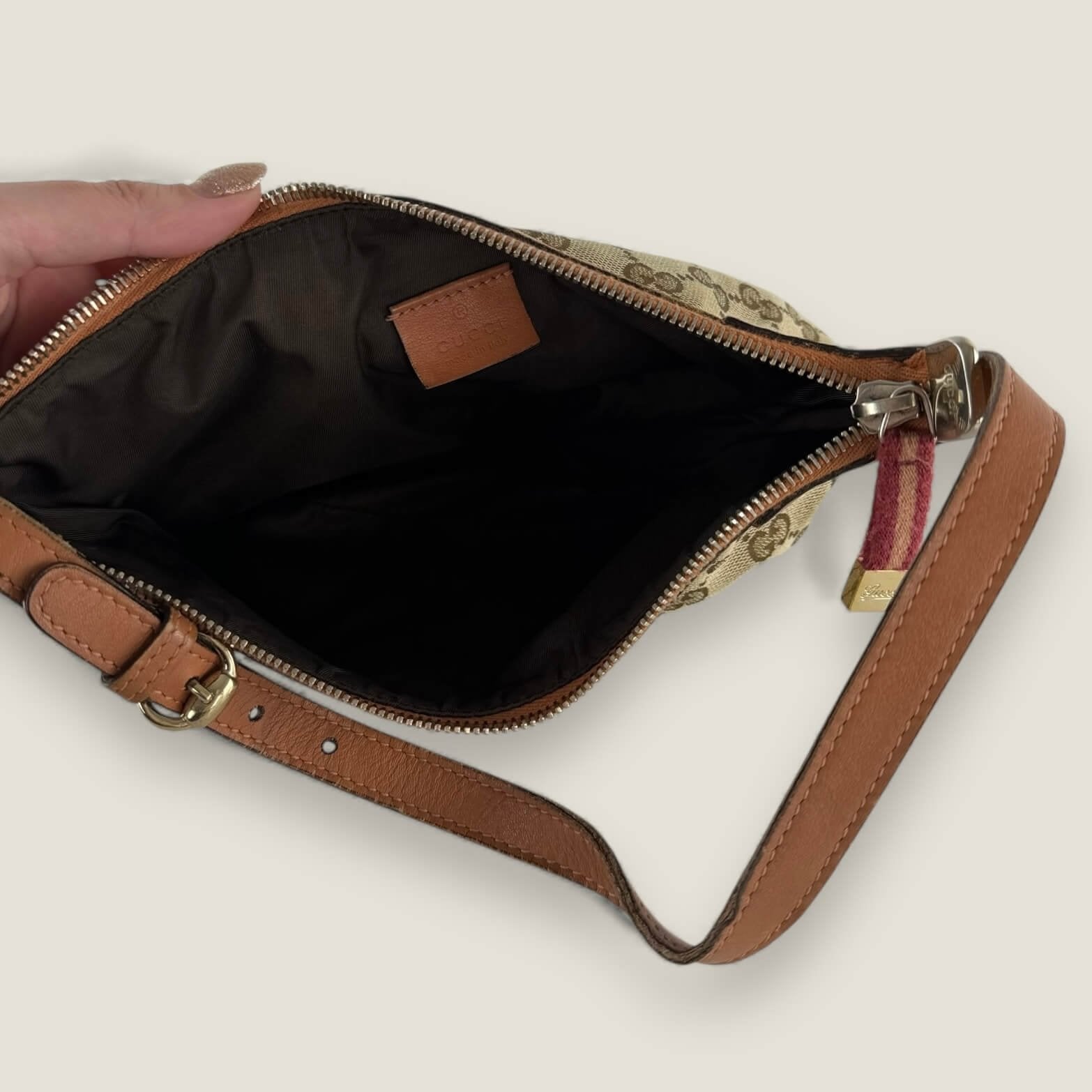 Gucci princy pochette interior detail