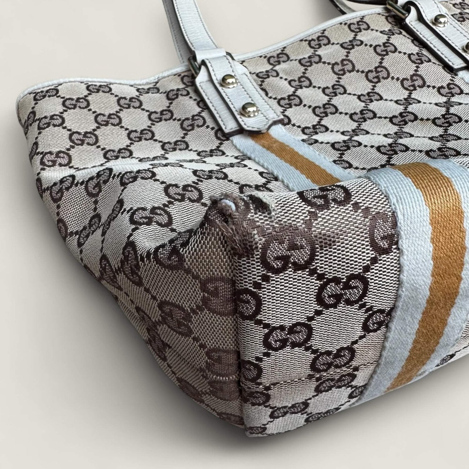 Corners authentic Gucci bag