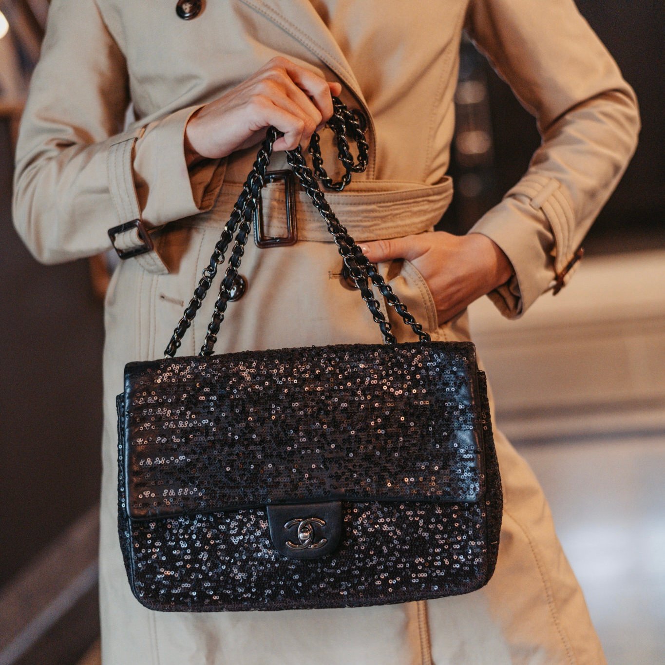 Chanel jumbo sequins shoulder bag