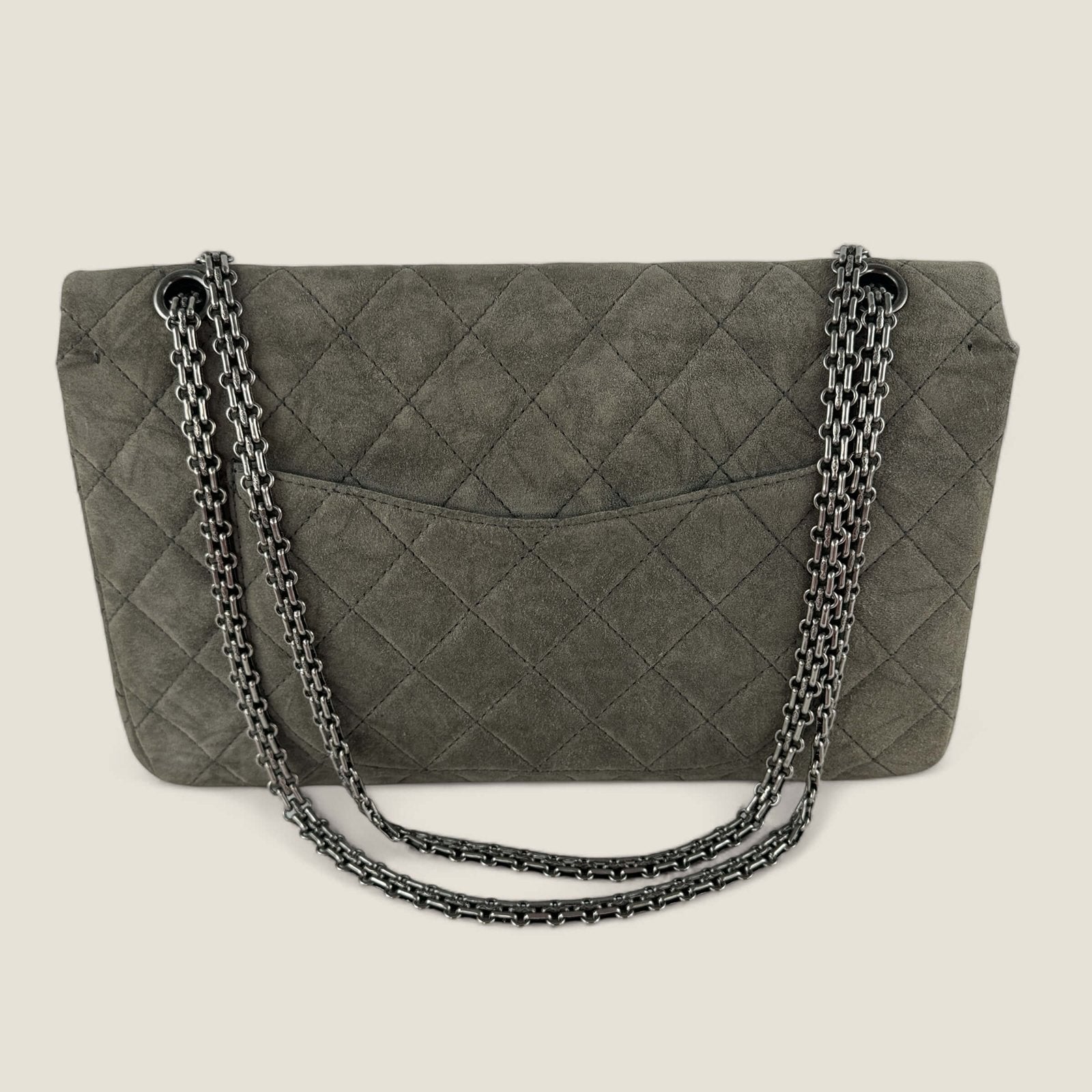 Klassieke Chanel handtas grijs suede gebruikt