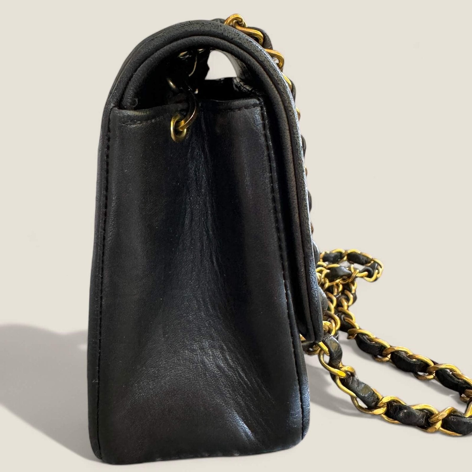 small Chanel Diana handbag vintage 1994-1996