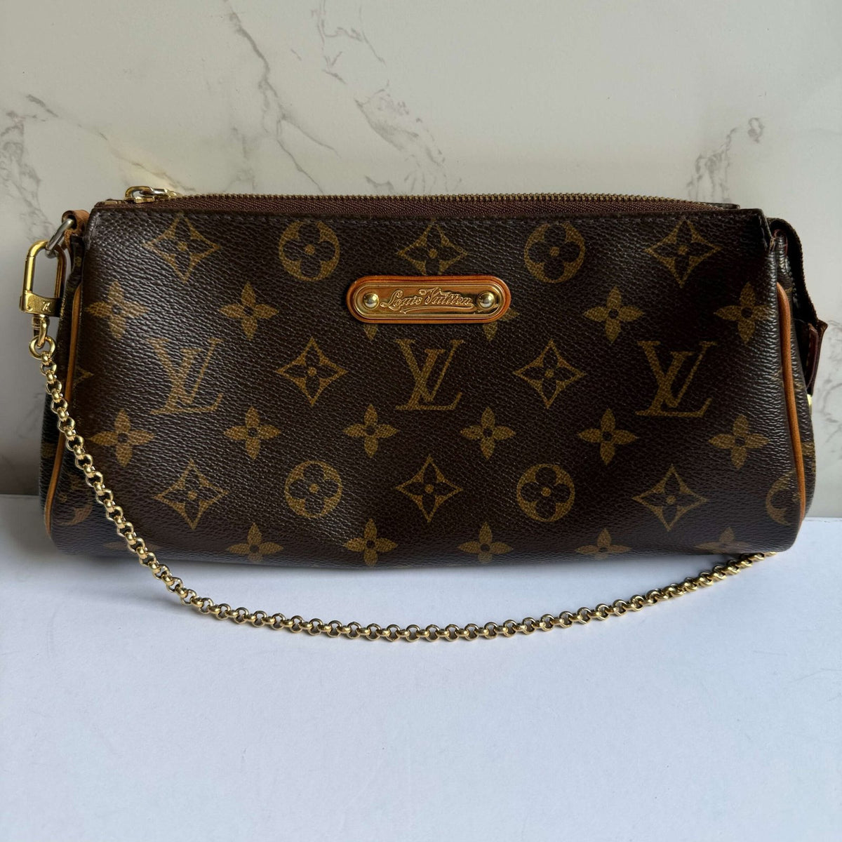 Louis Vuitton Eva monogram crossbody front