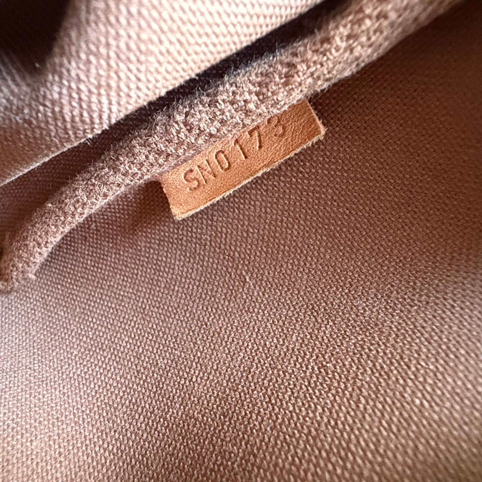 Louis Vuitton Eva vintage date code