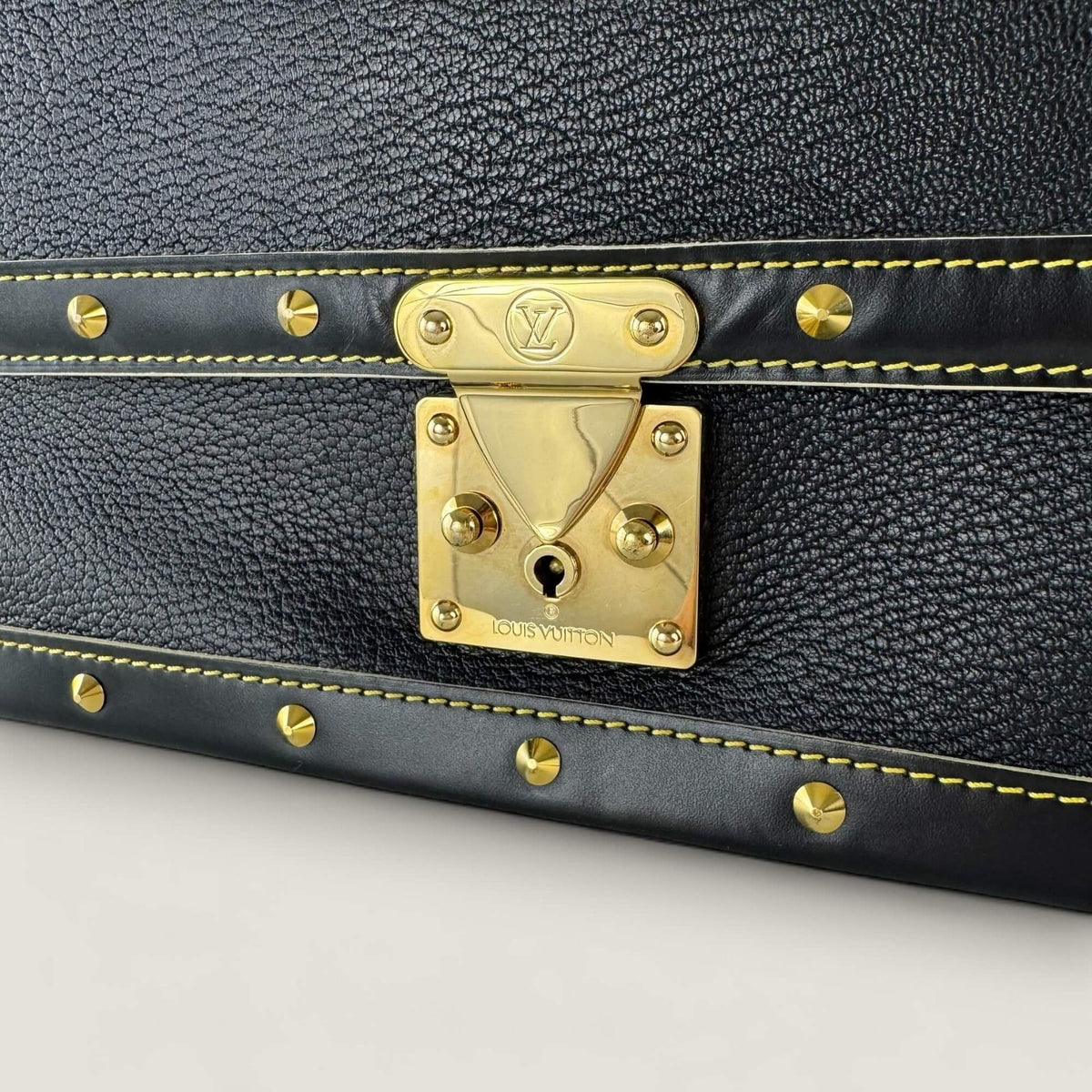 Louis Vuitton hardware gold 2006