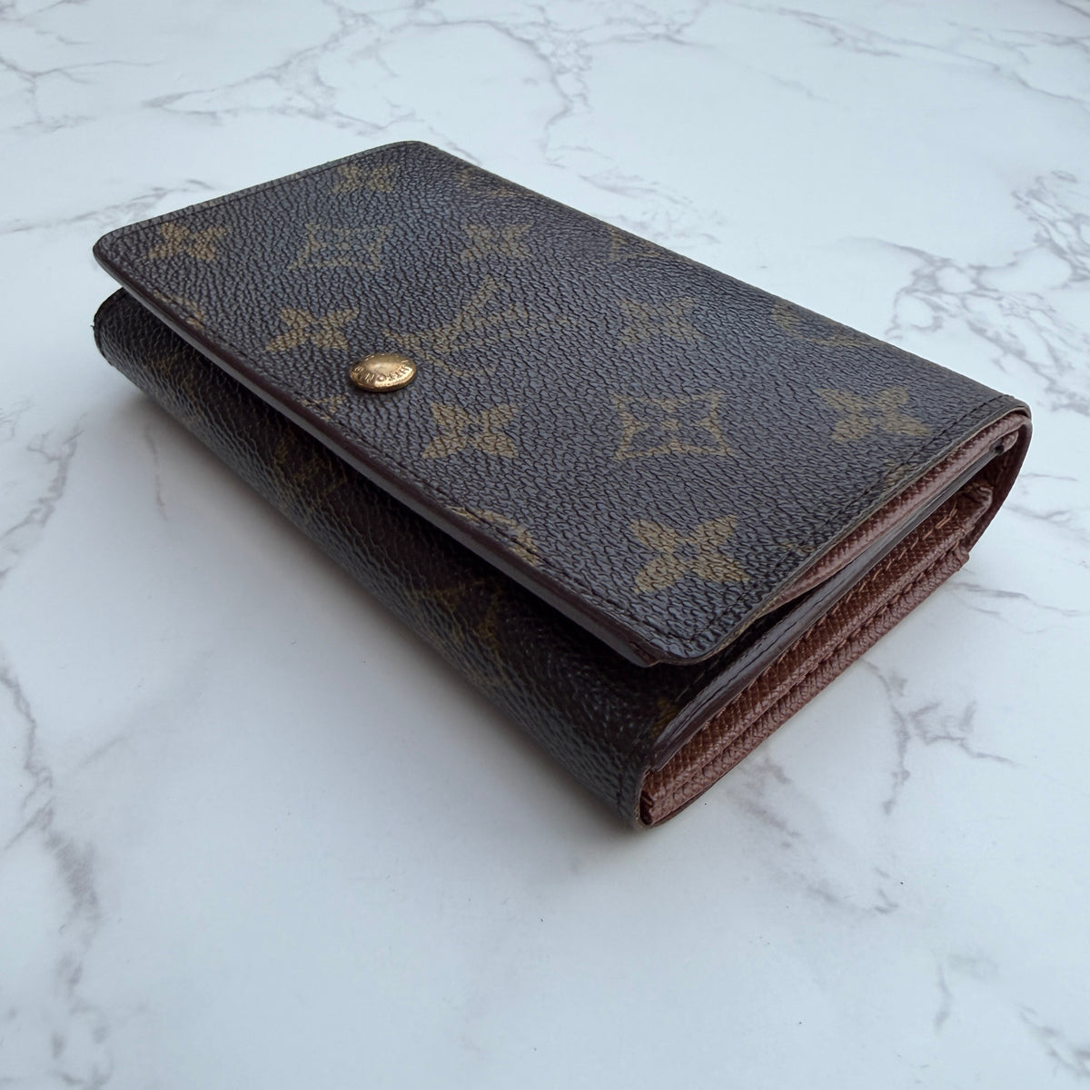 Louis Vuitton Monogram Nevietre Sol bi-fold wallet