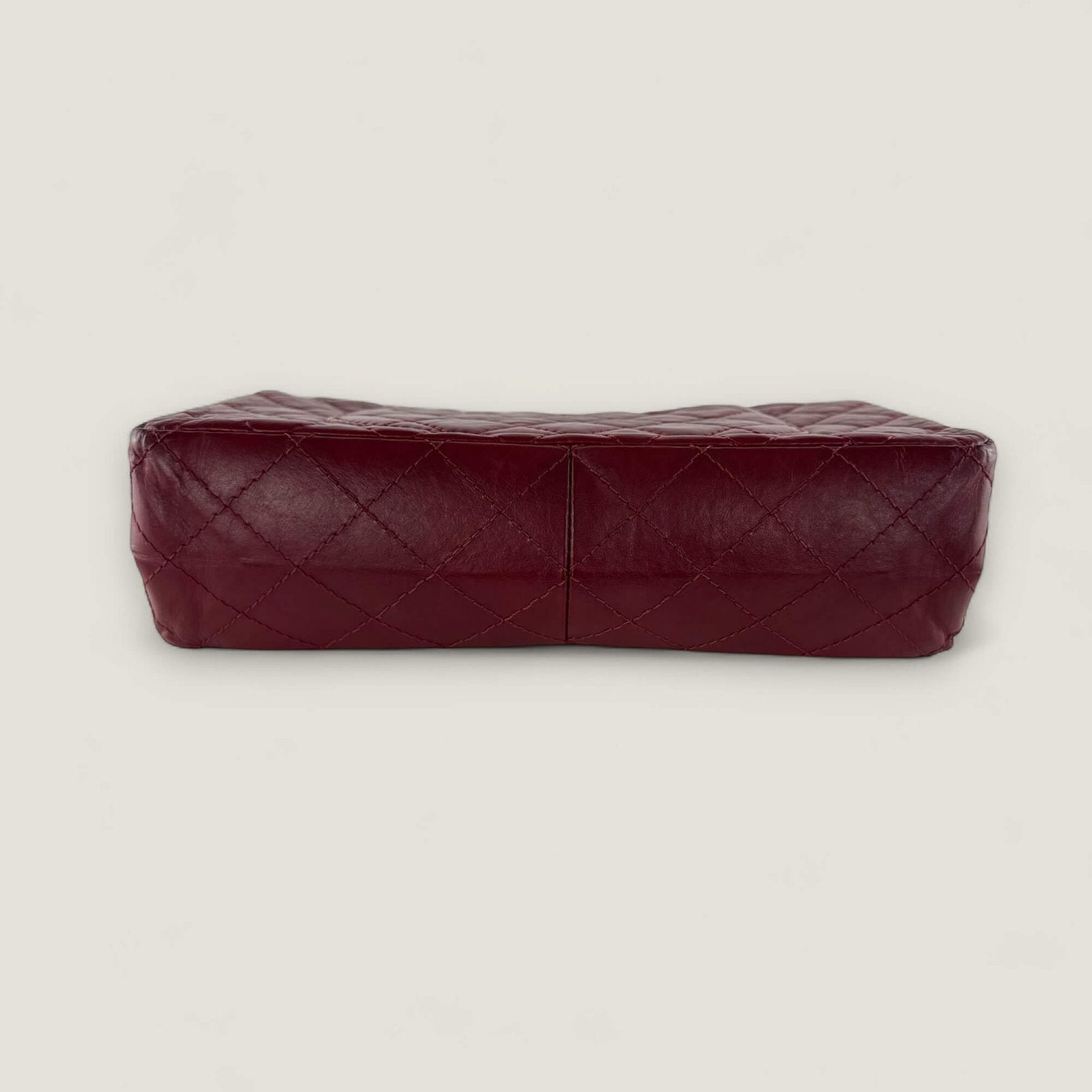 Bottom Chanel shoulder bag red