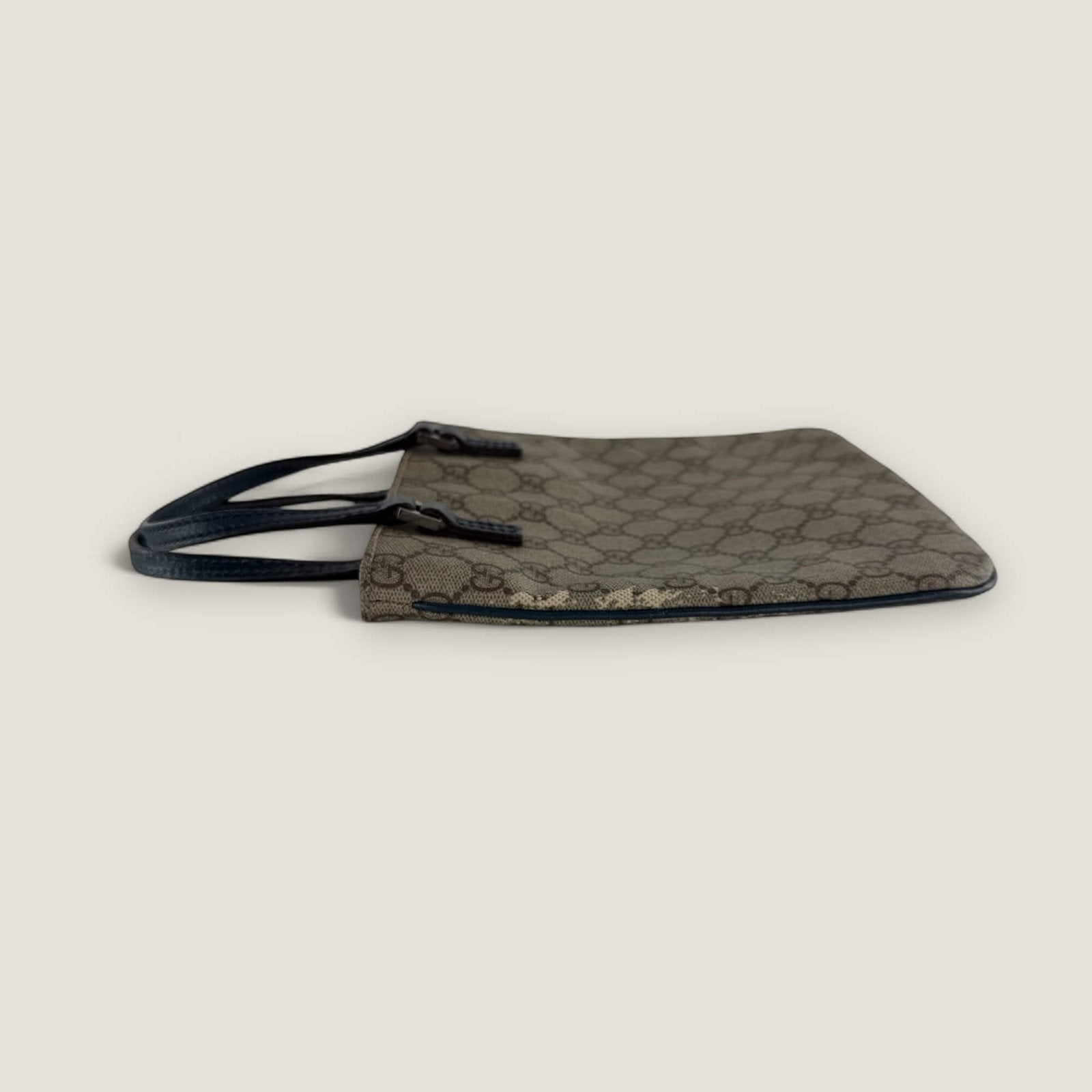 original Gucci pouch pre-loved