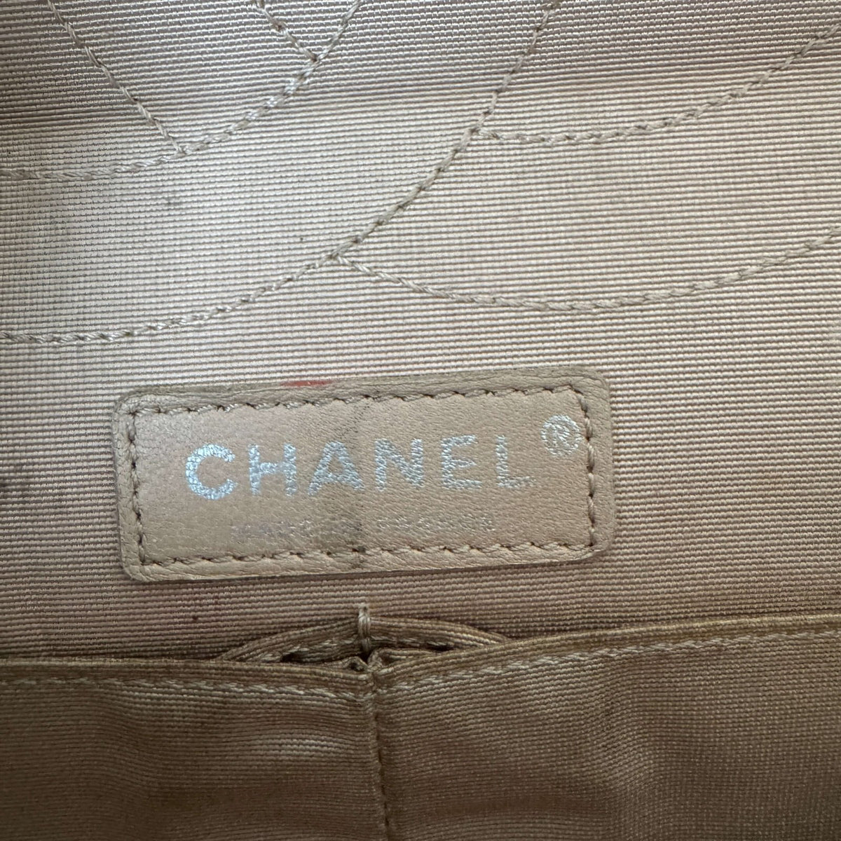 Pre-owned Chanel bag inside