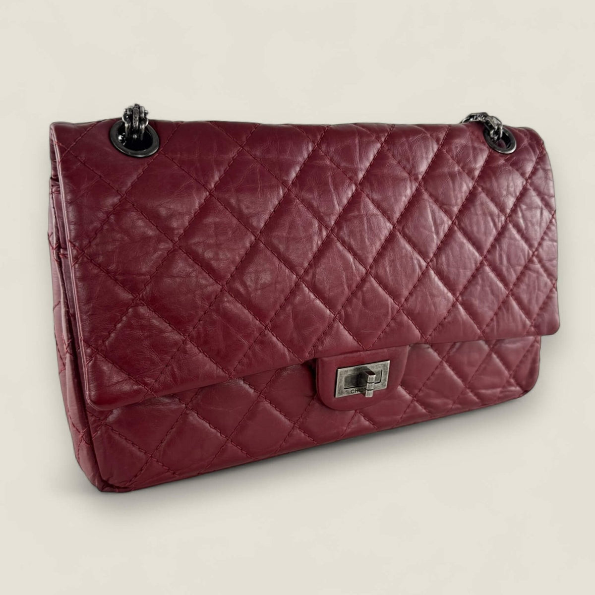 Red Chanel shoulder bag leather