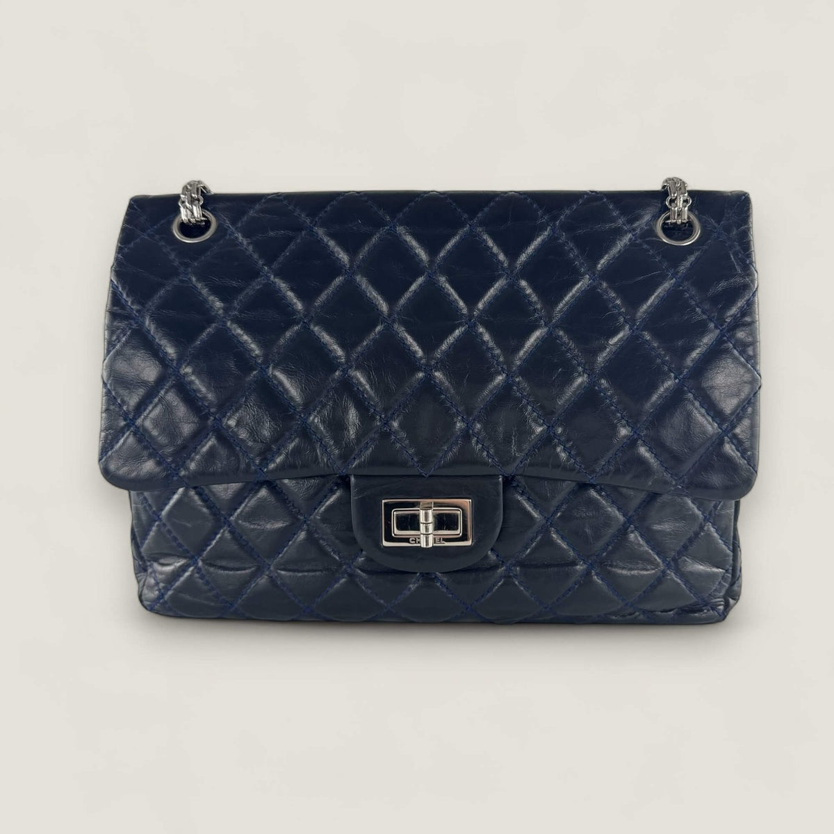 Pre-owned Chanel 2.55 reissue 227 shoulder bag