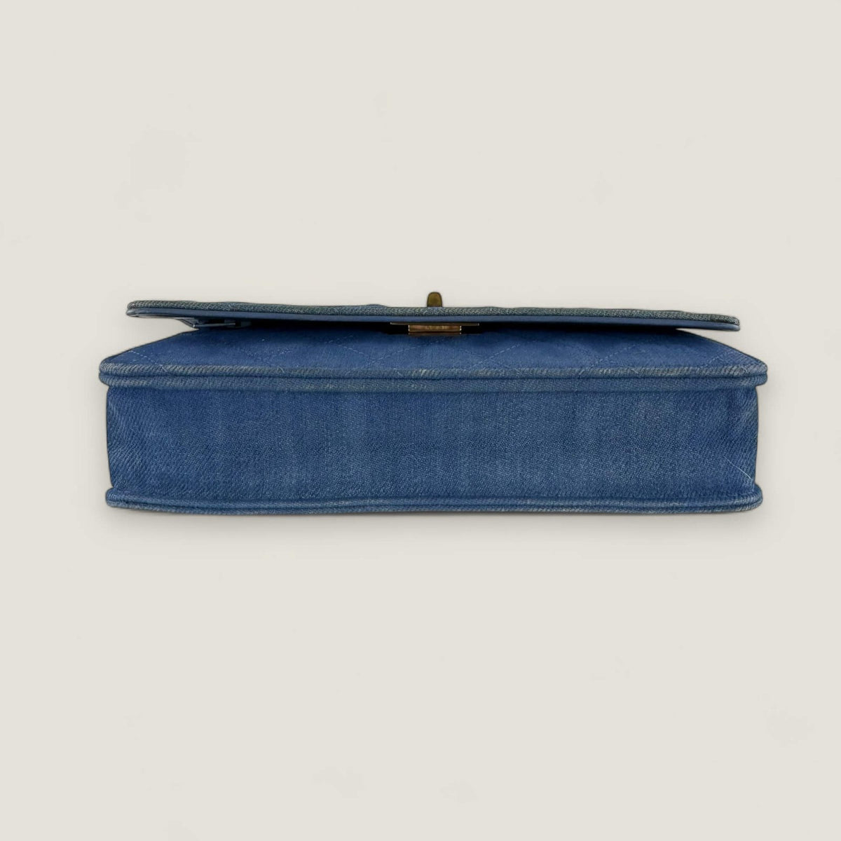 Pre-owned Chanel WOC blue fabric