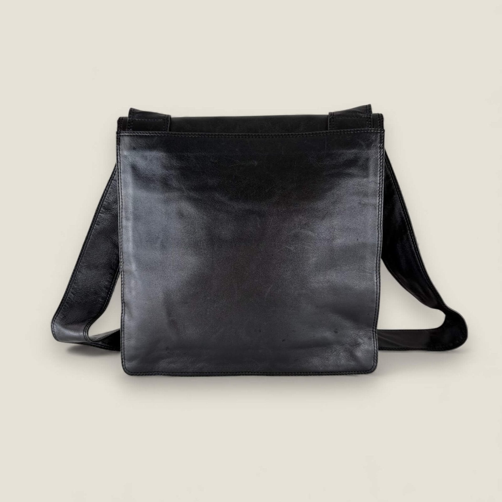 Pre-owned Chanel shoulder bag black leather