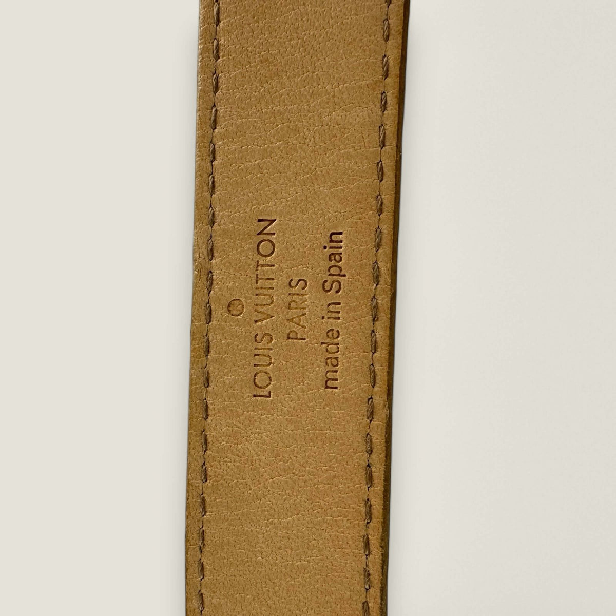 Pre-owned Louis Vuitton belt authentic with Entrupy certificate