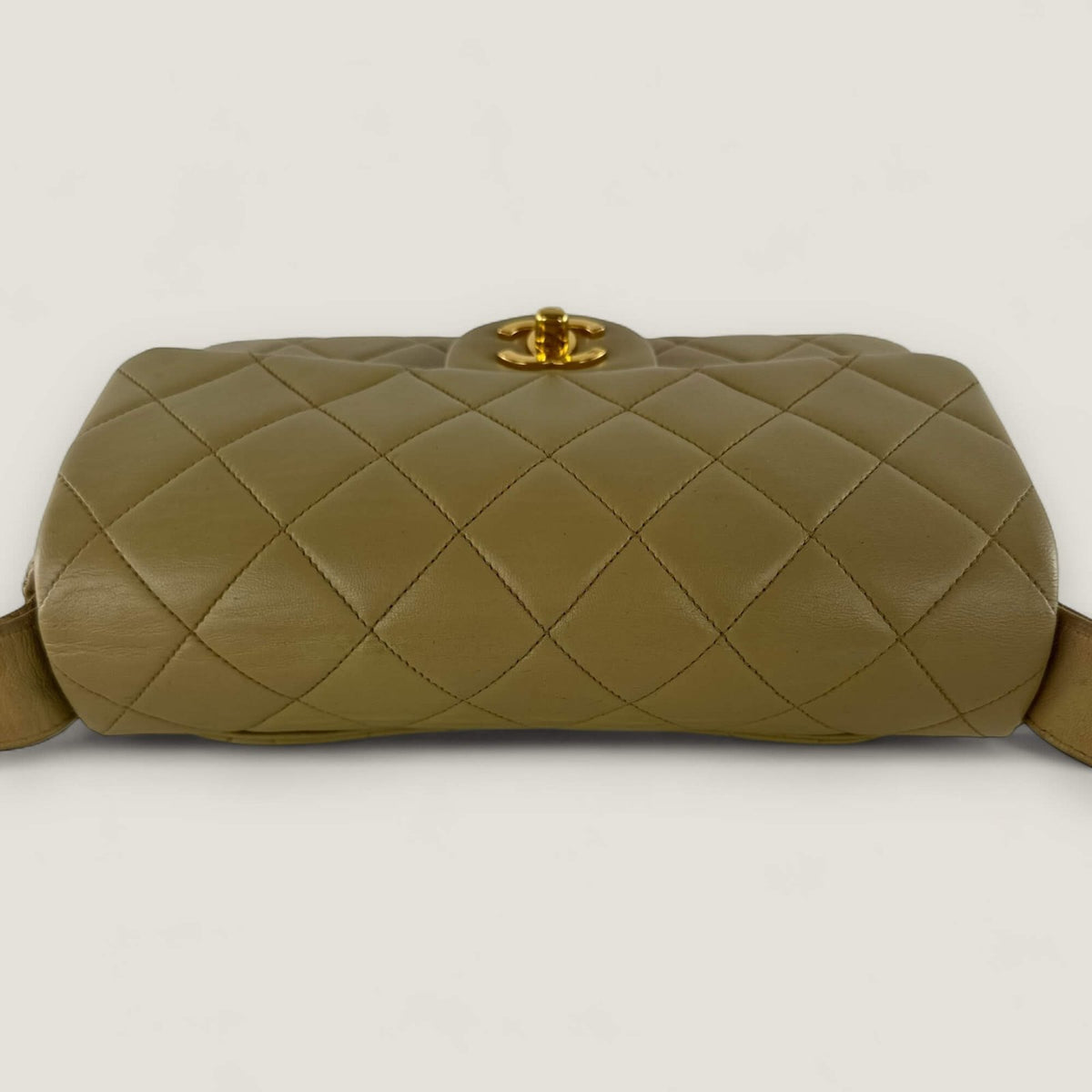 Vintage Chanel shoulder bag with belt lambskin beige