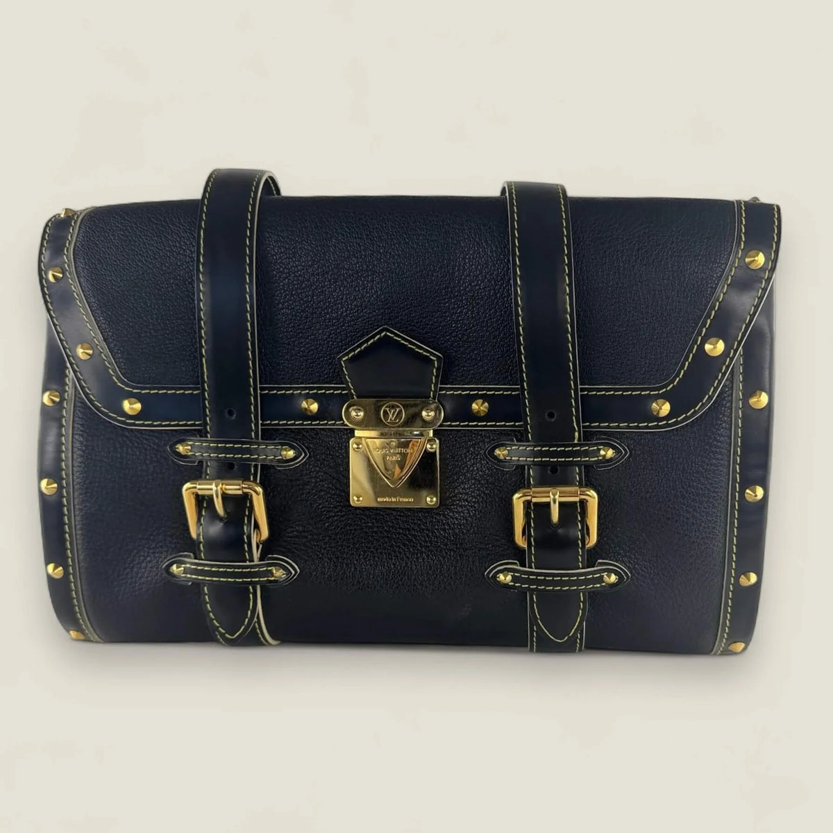 Vintage Louis Vuitton L’Epanoui GM black leather close-up