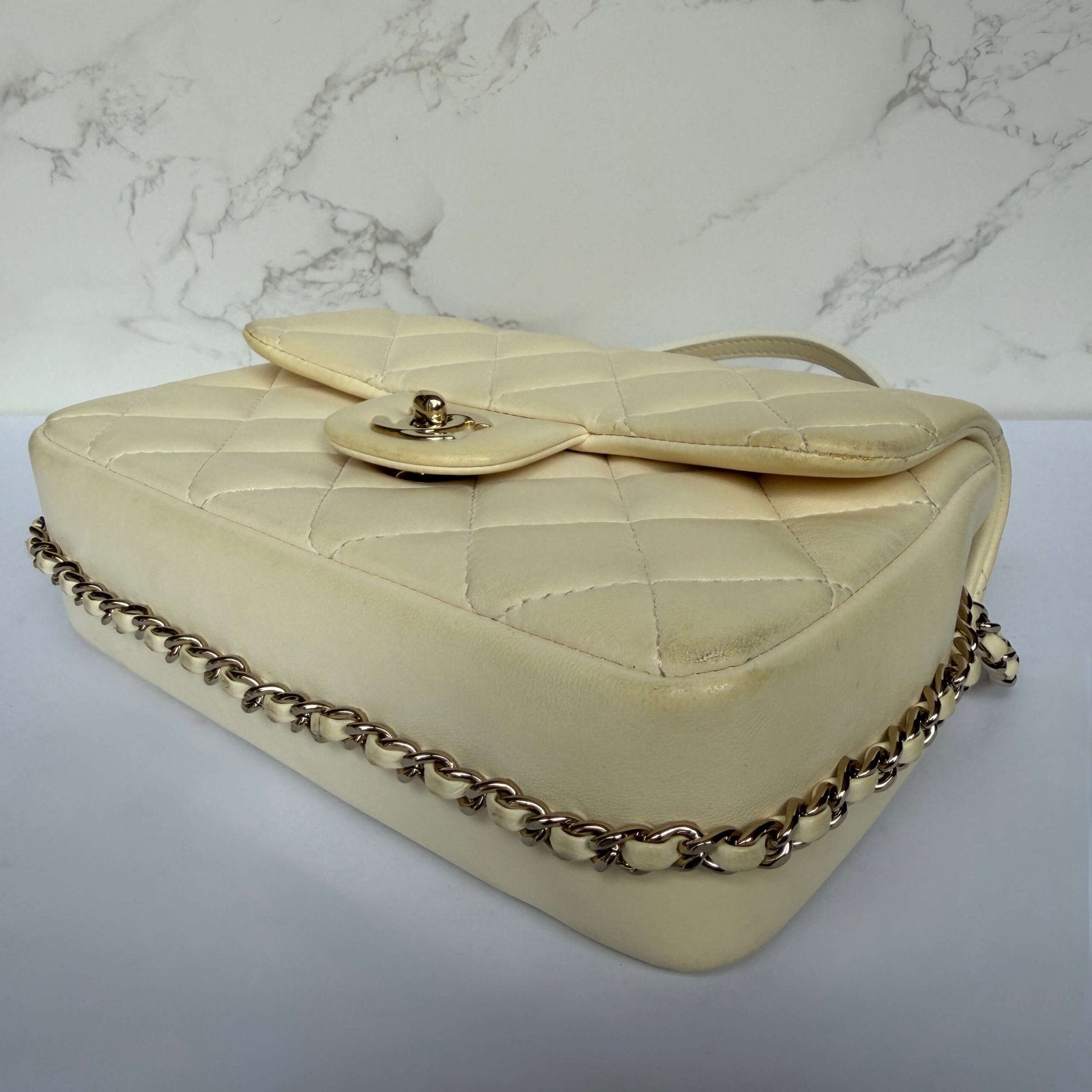 pre-owned Chanel crossbody pearls