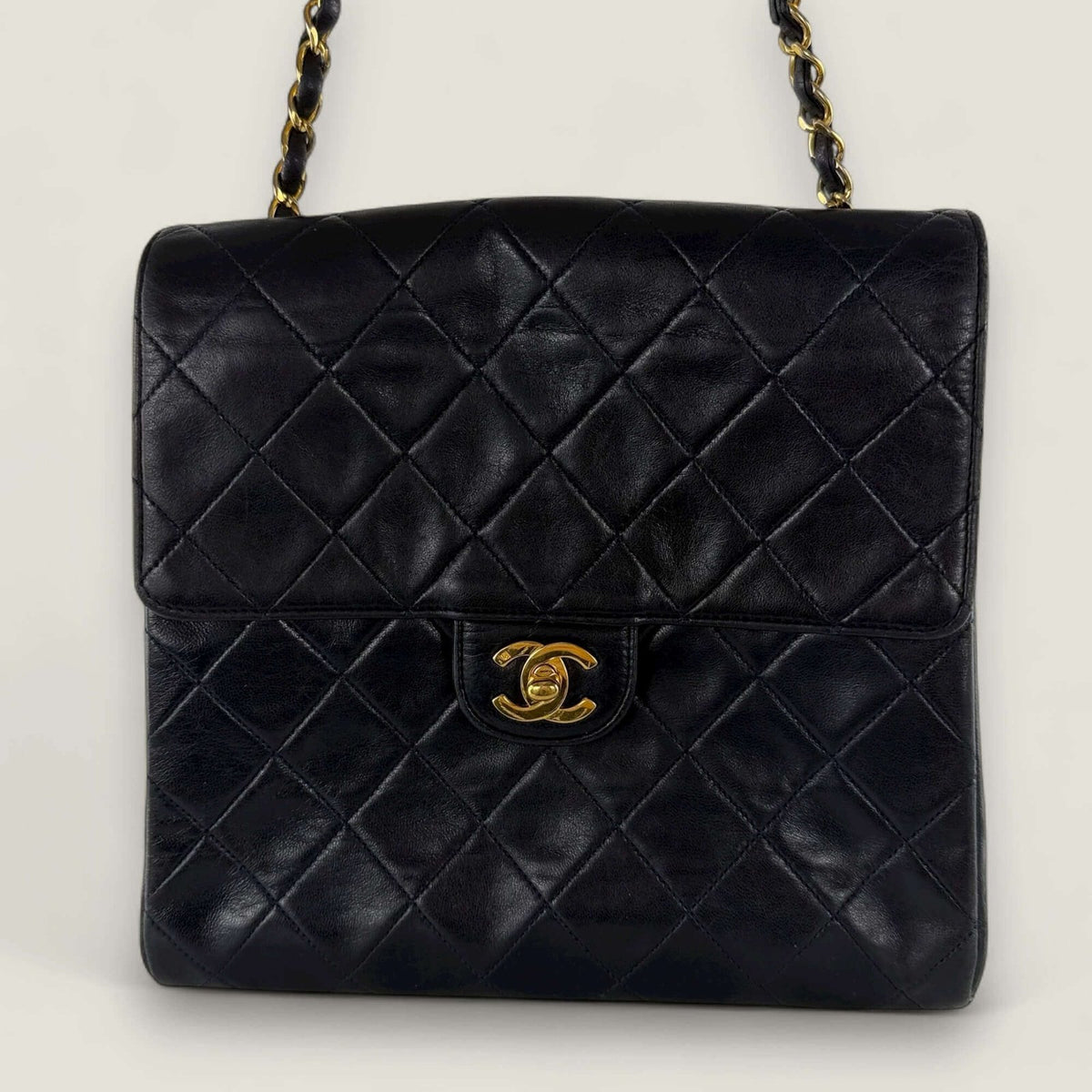 vintage Chanel bag 1989-1991